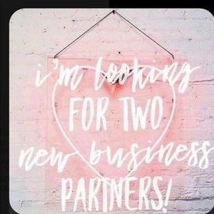 Monat Business partners!